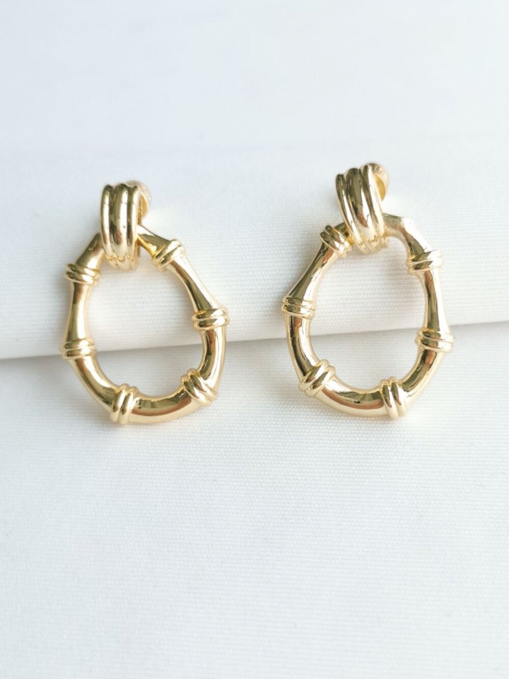 Alicia Bonnie Elora Gold Drop Hoop Earrings | NEW